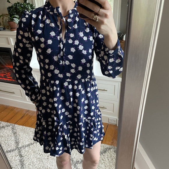 J. Crew Dresses & Skirts - J.Crew tie-neck tiered dress in scattered peony.